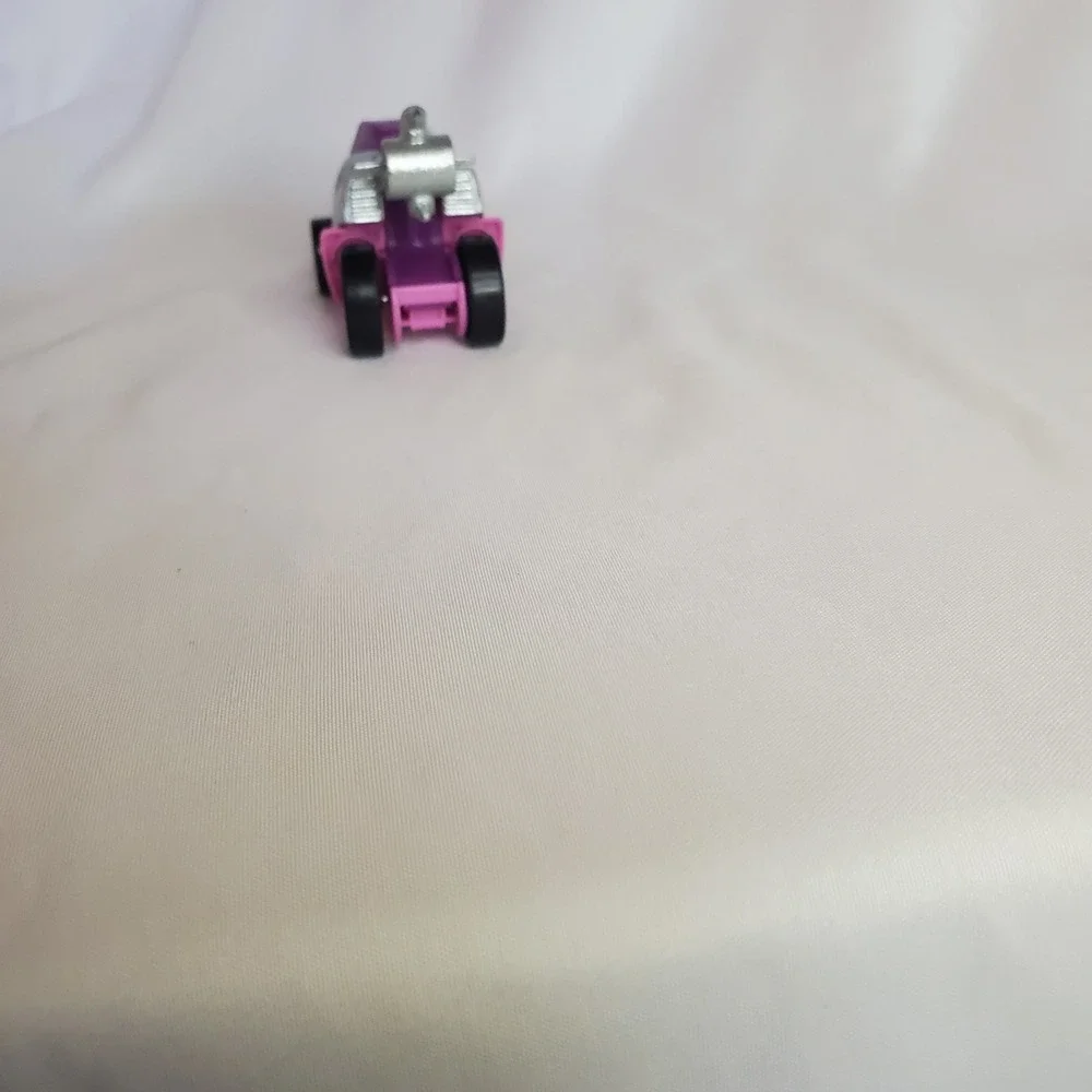 PAW PATROL SKYE VEHICLE PINK DIECAST CAR TRUE METAL 1:55 SPIN MASTER